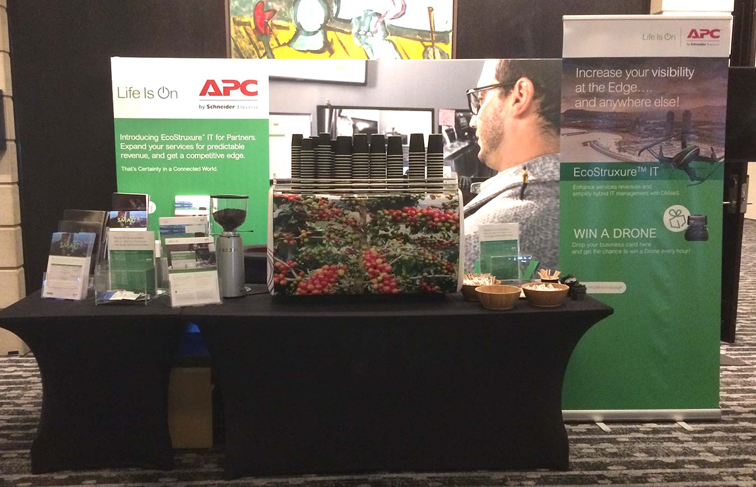 stand, eventos, noticias - - Participamos en el certamen EMEA Canalys Channels Forum creacion elementos graficos eventos 1 - Participamos en el certamen EMEA Canalys Channels Forum