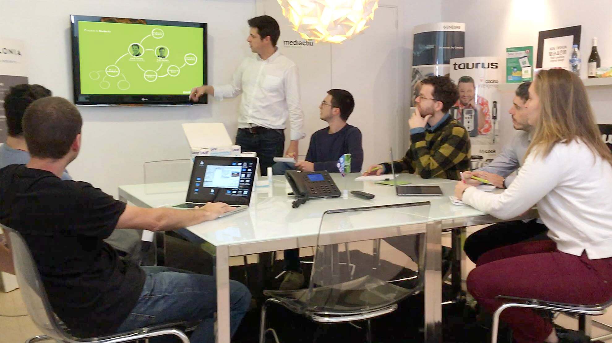 agencia de publicidad en barcelona - Mejorar estrategias comerciales, imagen, comunicación,... para empresas que no disponen de medios