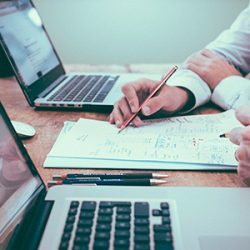 estudio de diseno barcelona 250x250 - La importancia de realizar una consultoría antes de iniciar un proyecto