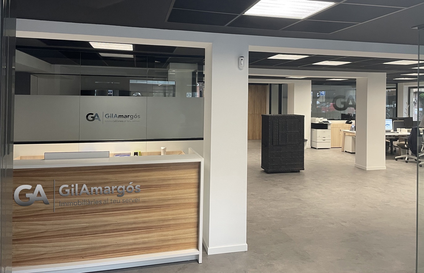 APLICACIÓN DE BRANDING A OFICINAS