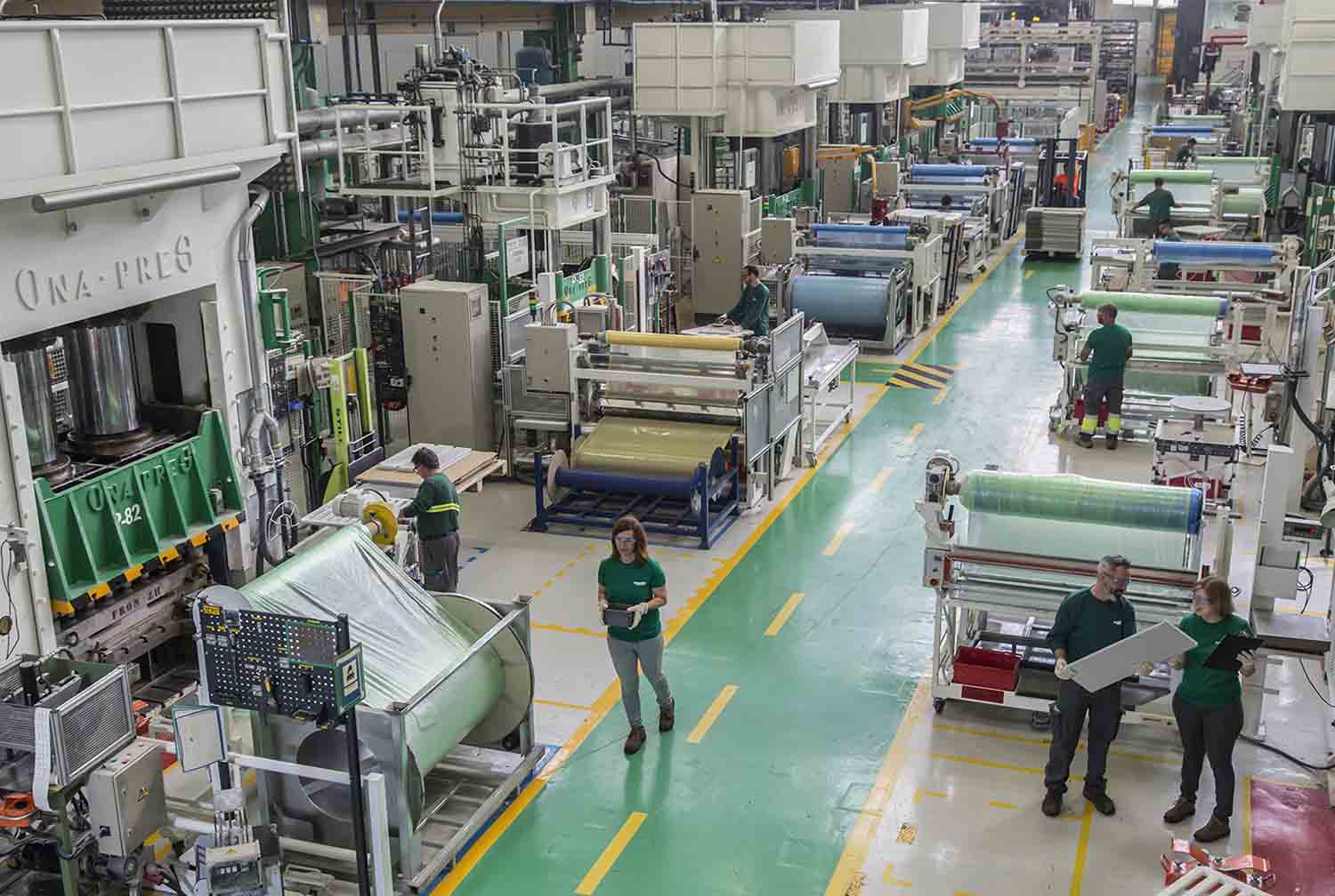 sesion fotografica espacio corporativo - Creaci&oacute;n de una campa&ntilde;a promocional de principio a fin