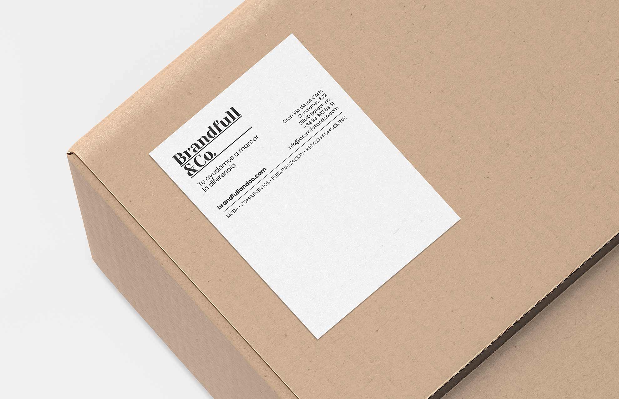 diseno adhesivo empresa ropa - Brandfull&Co, un proyecto integral de dise&ntilde;o