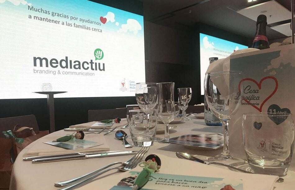 diseno-de-grafica-para-evento-benefico