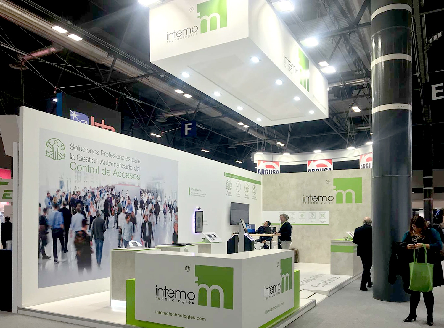 diseno de stand para feria sicur 1 - 7 formas de mejorar la efectividad de tu stand en la pr&oacute;xima Feria