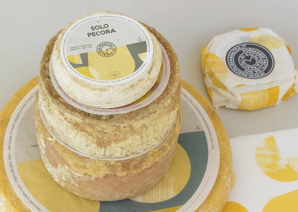 tendencia formas naturales 1237x883 - 10 tendencias en dise&ntilde;o gr&aacute;fico para un a&ntilde;o muy esperado. &iexcl;Bienvenido 2021!