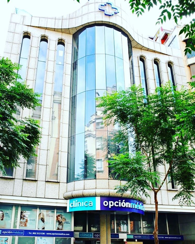 Clinica estetica barcelona fachada comunicacion - Branding y comunicaci&oacute;n para cl&iacute;nicas de cirug&iacute;a pl&aacute;stica y obesidad