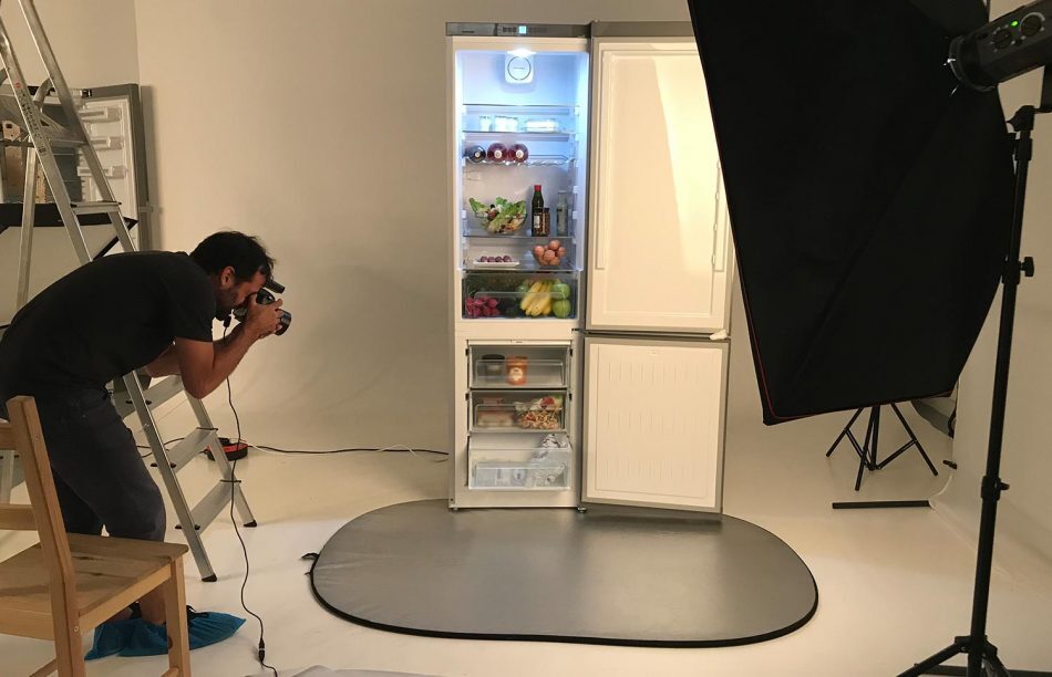 estudio de foto en barcelona 950x612 - Sesi&oacute;n fotogr&aacute;fica de electrodom&eacute;sticos