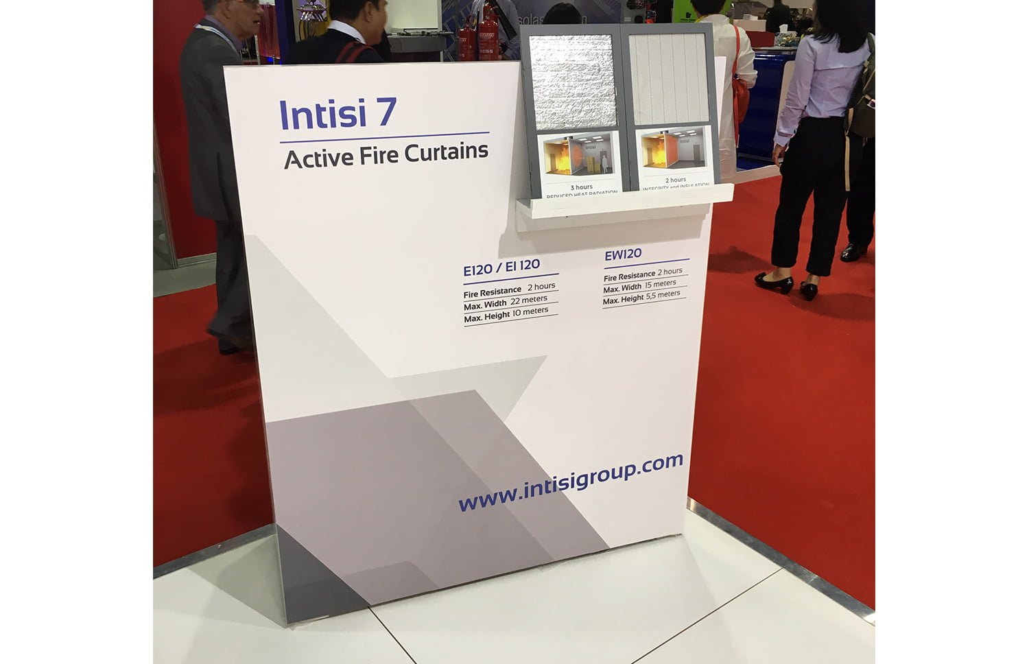 Detalle stand materiales - INTISI, un proyecto global con soluciones a medida